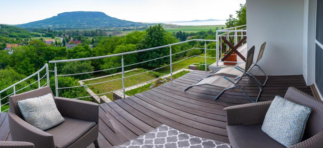 Napkelte Vendeghaz Holiday home *